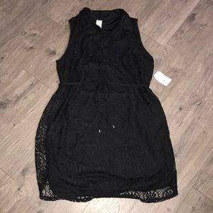 Black Lace Sleeveless Collared Dress